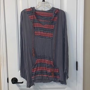 Loose fitting tunic shirt
